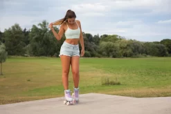 Chaya Melrose Deluxe Pastel Side-by-side Rulleskøjter -Professionel butik med rulleskøjteudstyr chaya melrose deluxe pastel roller skates qi