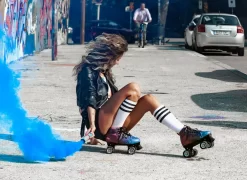 Chaya Vintage Airbrush Side-by-side Rulleskøjter -Professionel butik med rulleskøjteudstyr chaya vintage airbrush roller skates 4x